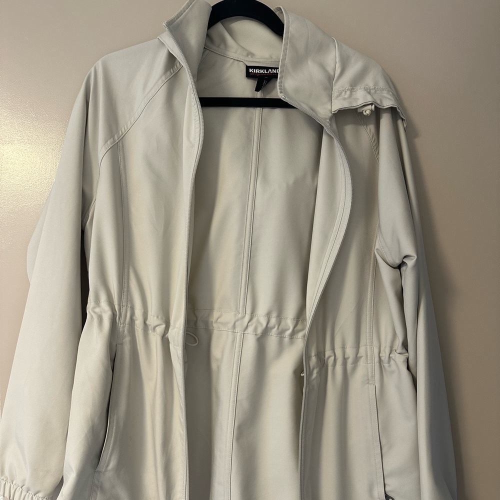 Kirkland Signature Women's Light Gray Jacket